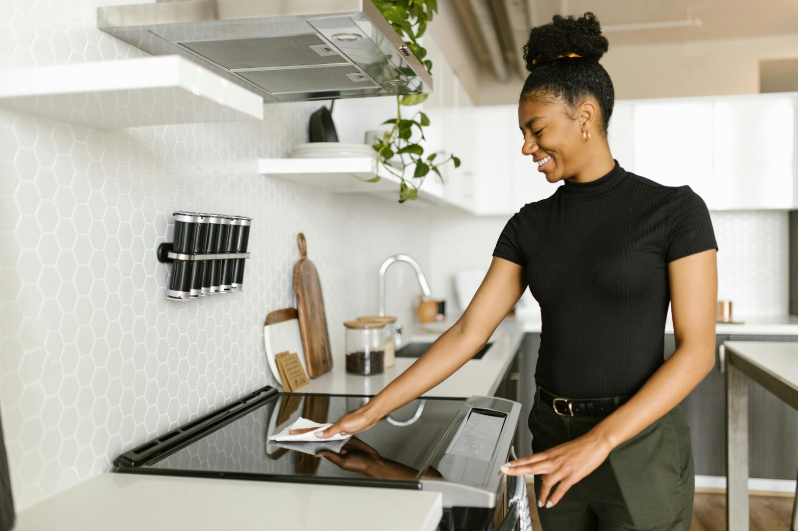 Book Trusted Kitchen Deep Cleaning Dubai Service Today