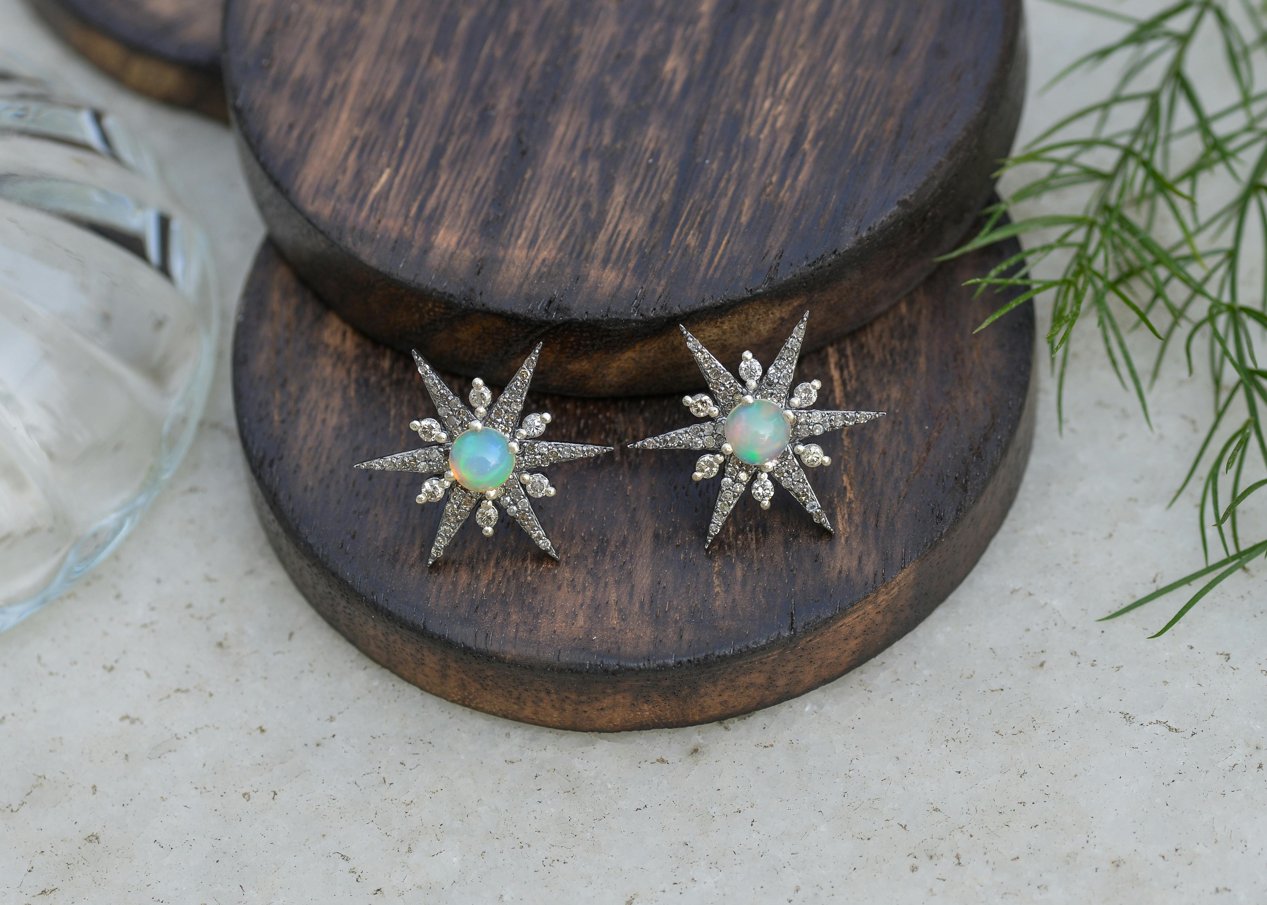 Best diamond earrings for Elegant Everyday Style