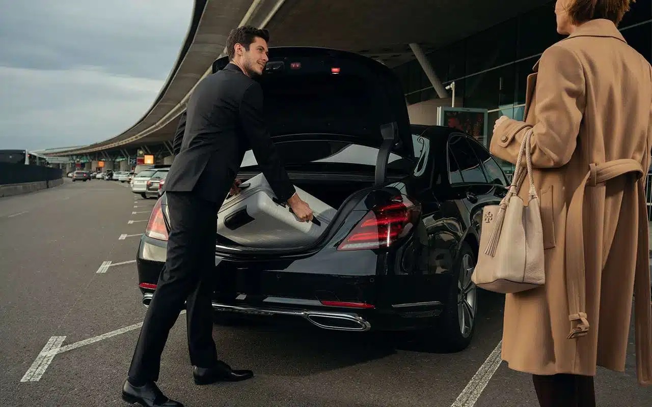 Arrive in Style with Our Luxury Car Service Oxford Mississippi