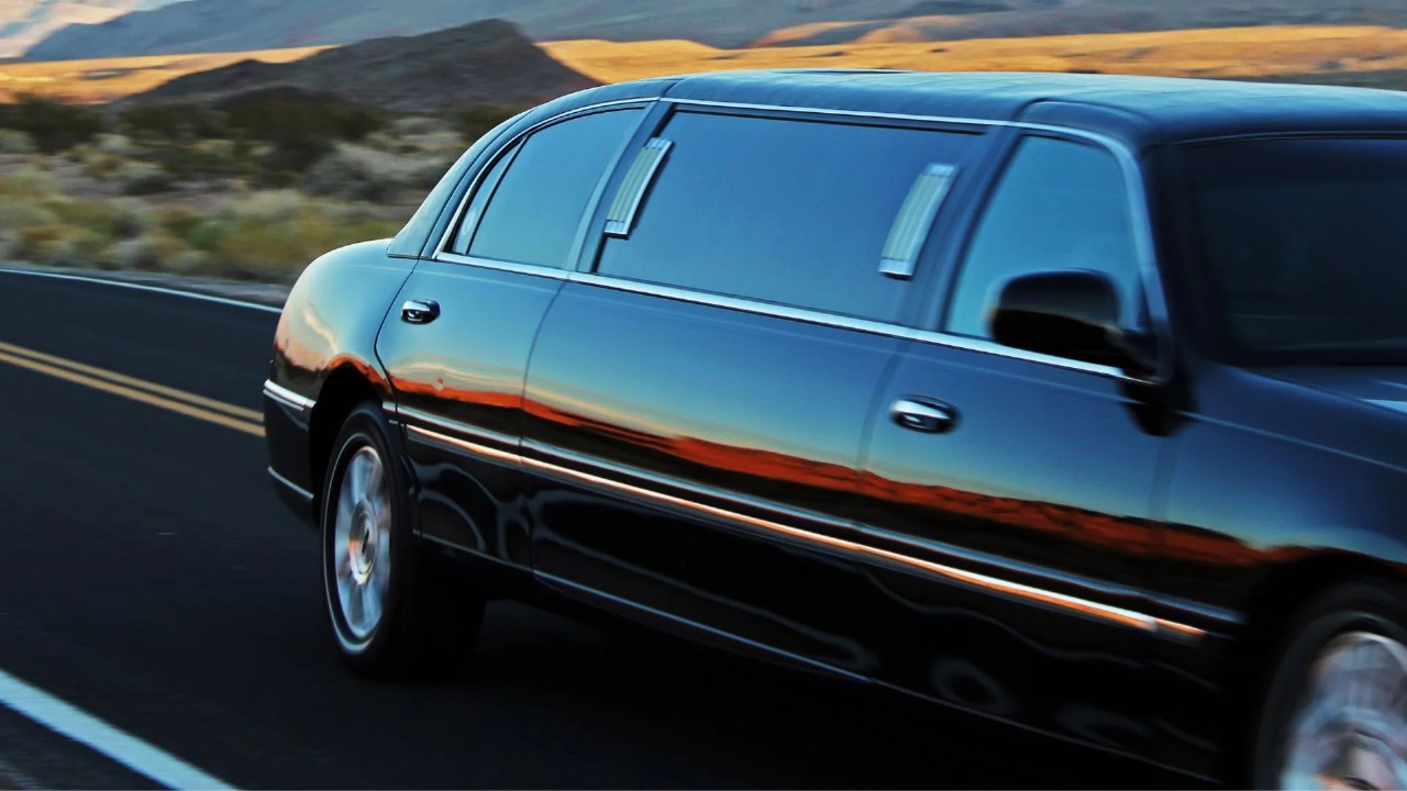 On-Time Limousine Service Vancouver Airport for Business Travelers